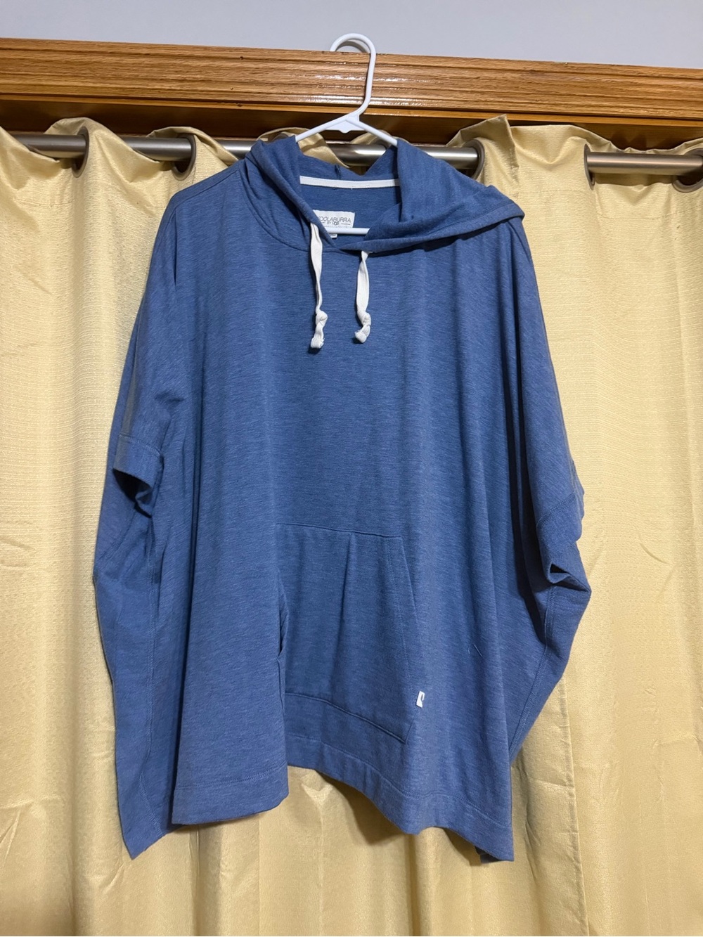 Koolaburra by Ugg hooded poncho top